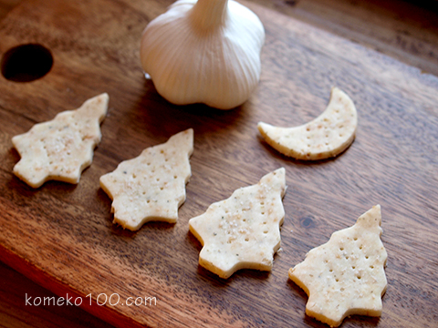 121211_cracker2.jpg